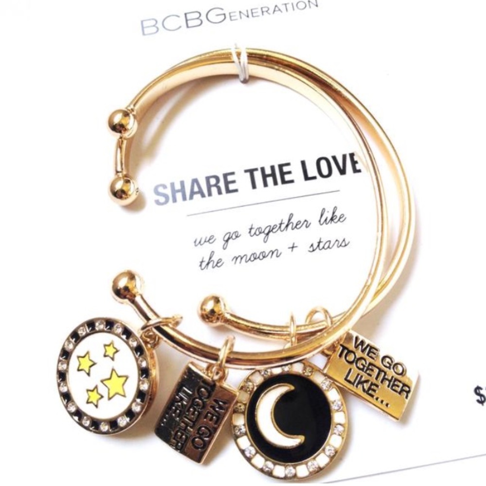 BCBGENERATION FRIENDSHIP BRACELETS GOLD TONED GEM